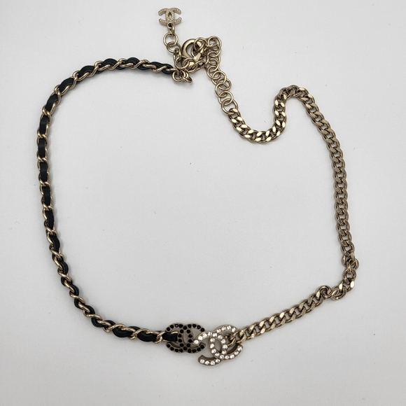 Brand new 2022 authentic Chanel double CC black and gold crstytal necklace - Picture 9 of 14